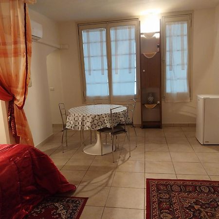 Casa Vacanza La Maison De Losyram Art Salerno Eksteriør bilde