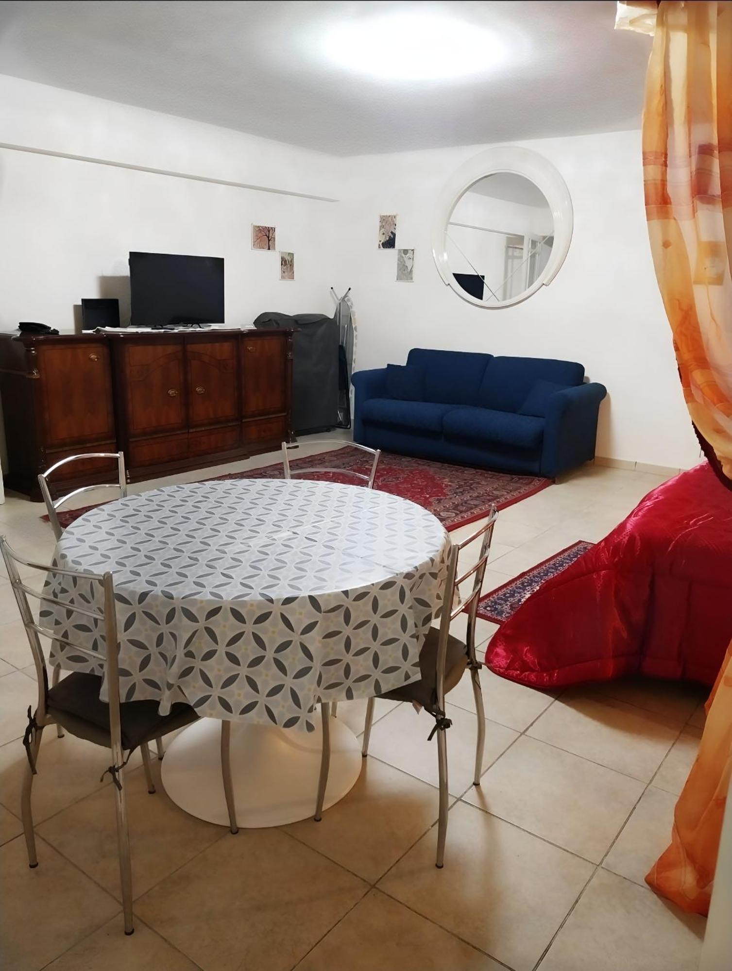 Casa Vacanza La Maison De Losyram Art Salerno Eksteriør bilde